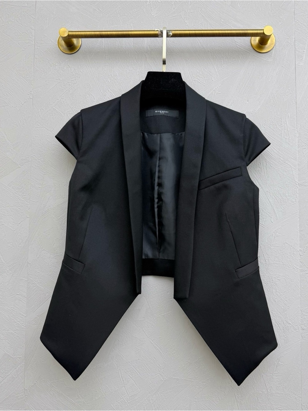 🚩steal Givenchy Black Short-Sleeve Tailored Vest with Shawl Collar